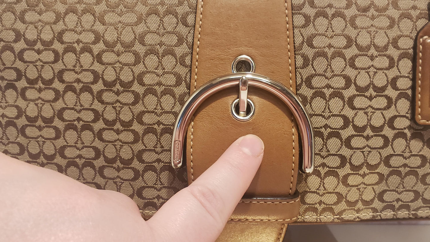Vintage COACH iconic Soho Optic Signature Canvas and leather shoulder buckle flap bag #7075 Y2K