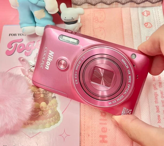 Pre-Owne Nikon COOLPIX S6900 16MP Camera Pink