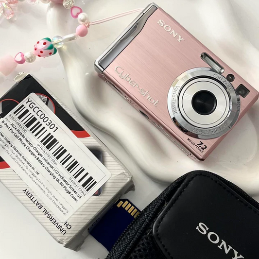 Pre-Owned S ony cybershot camera DSC-W80 pink