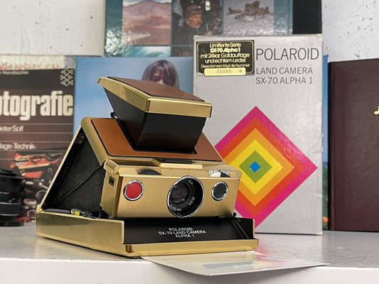 Polaroid SX-70 Limited Series Alpha 1 24kar. Gold Edition No 0095 in Original Box